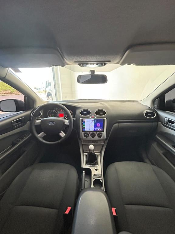 FORD Focus Hatch - Foto
