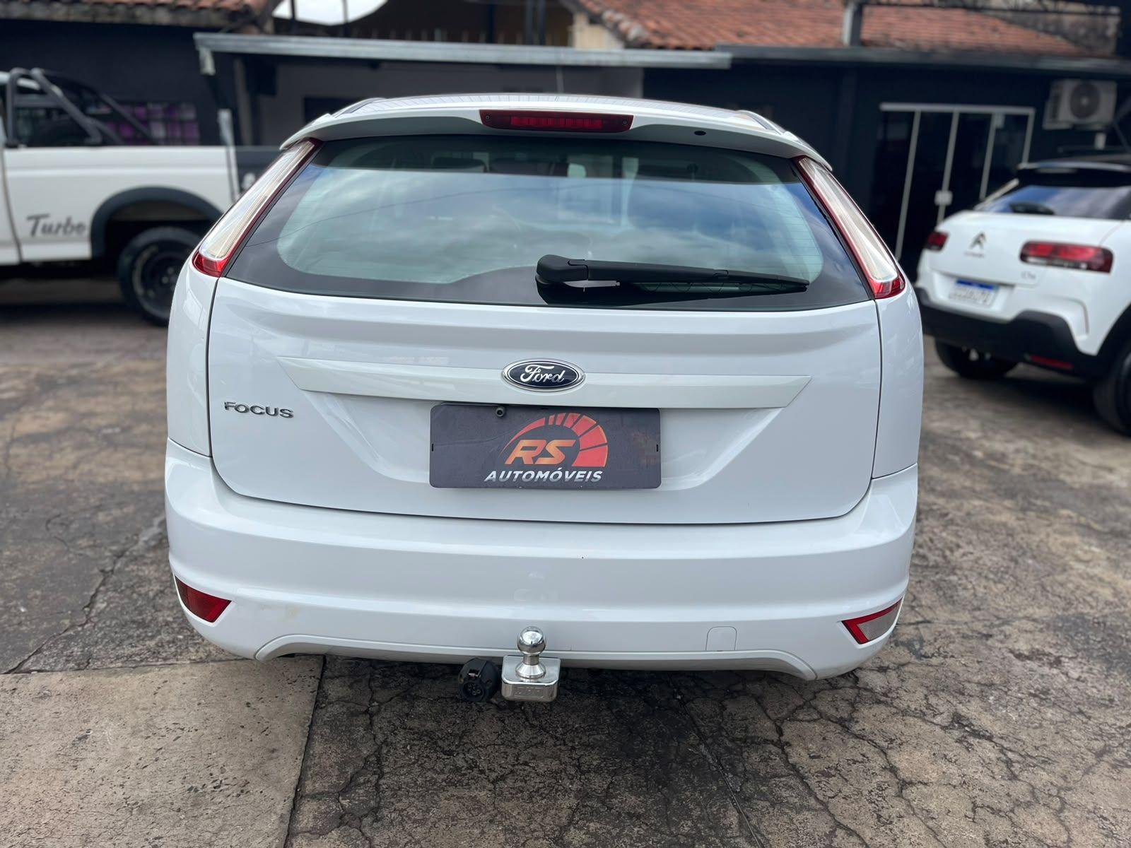 FORD Focus Hatch - Foto