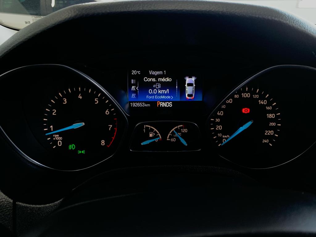 FORD Focus Hatch - Foto