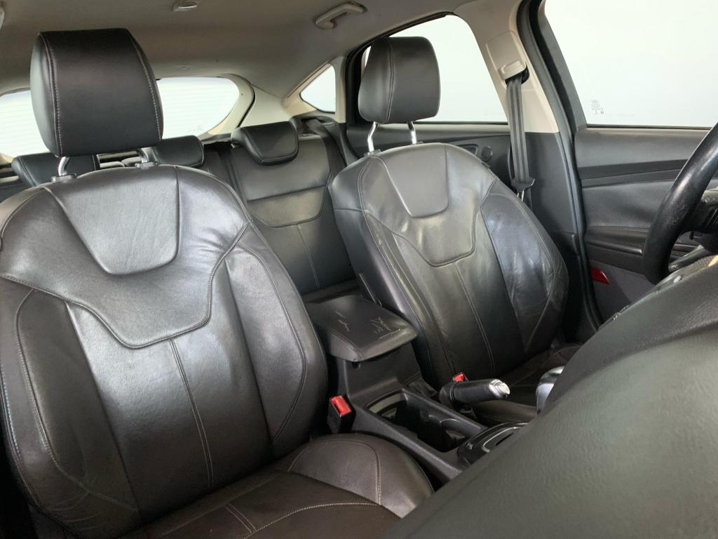 FORD Focus Hatch - Foto