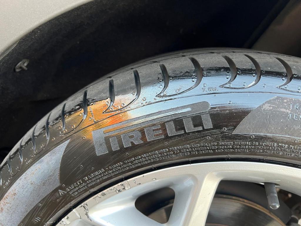 FORD Focus Hatch - Foto