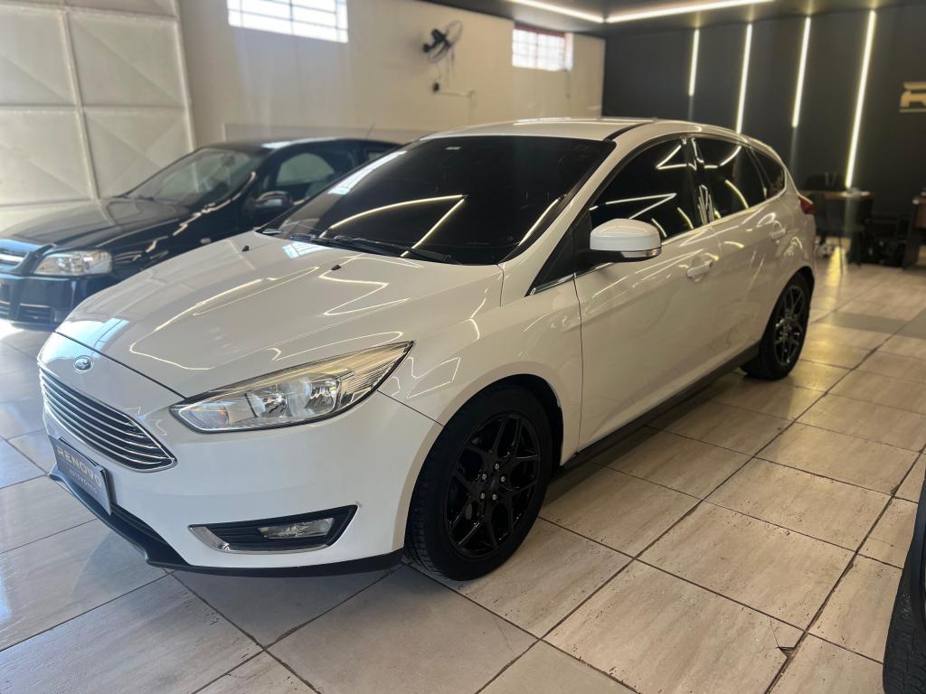 FORD Focus Hatch