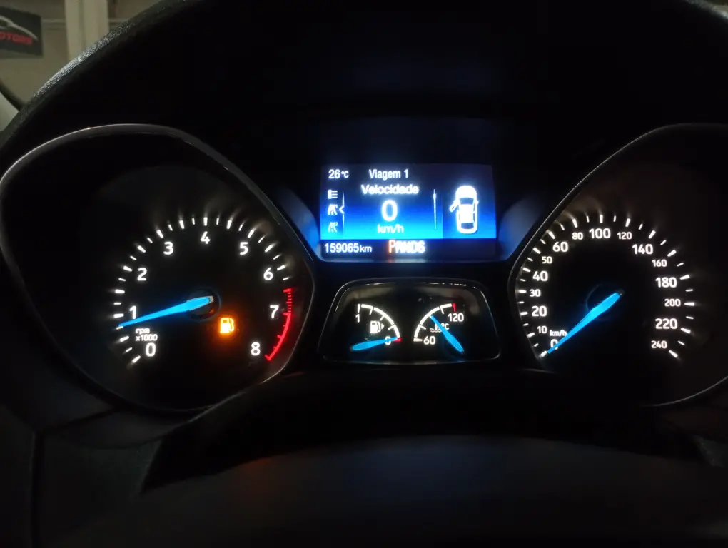 FORD Focus Hatch - Foto