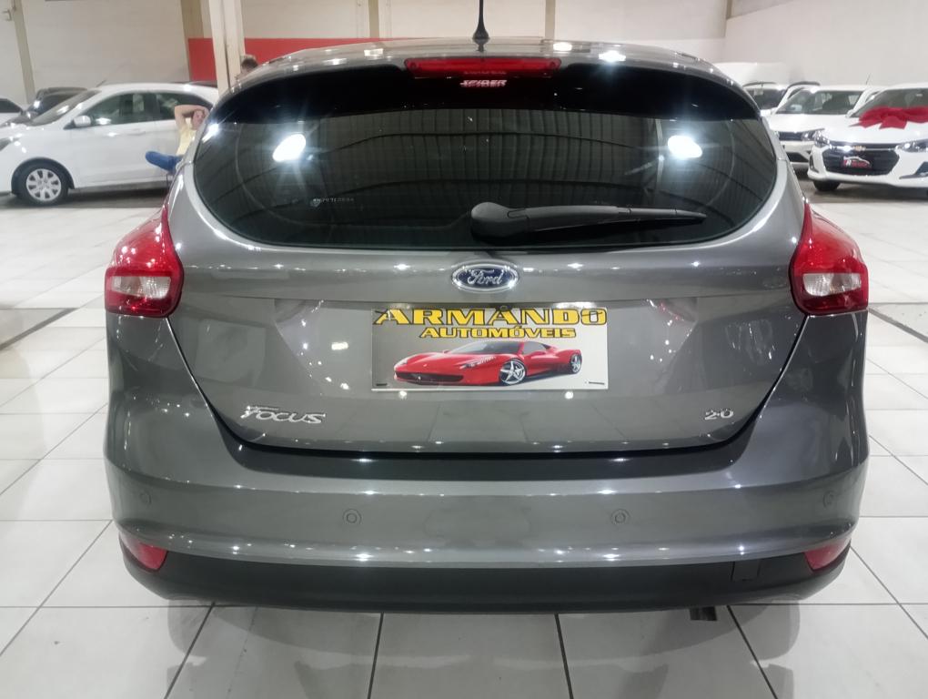 FORD Focus Hatch - Foto