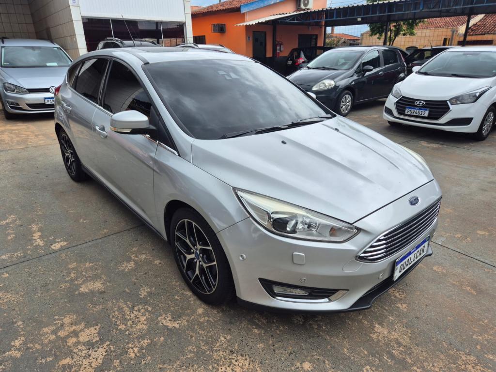 FORD Focus Hatch