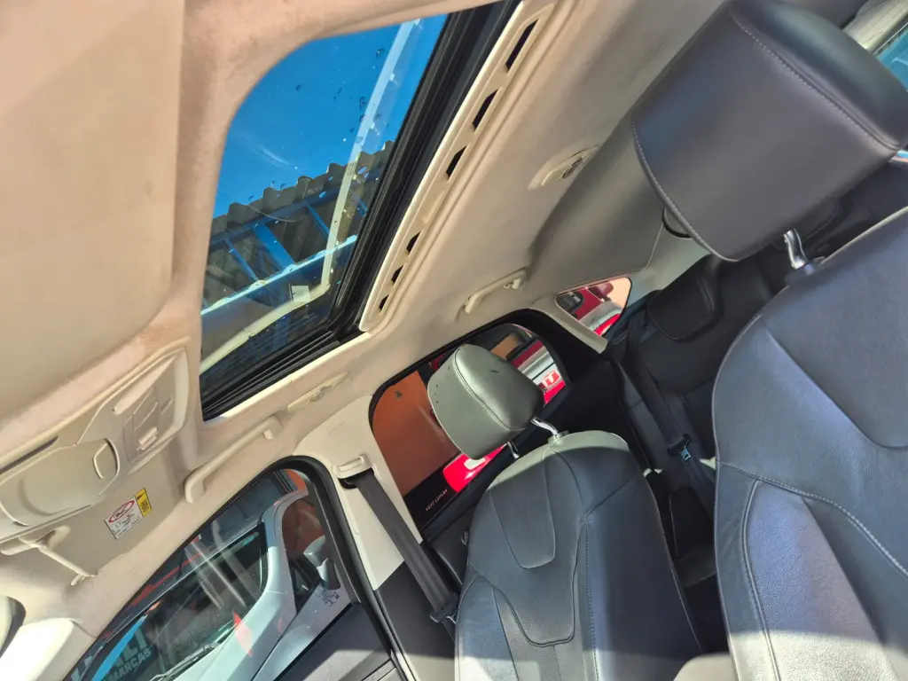 FORD Focus Hatch - Foto