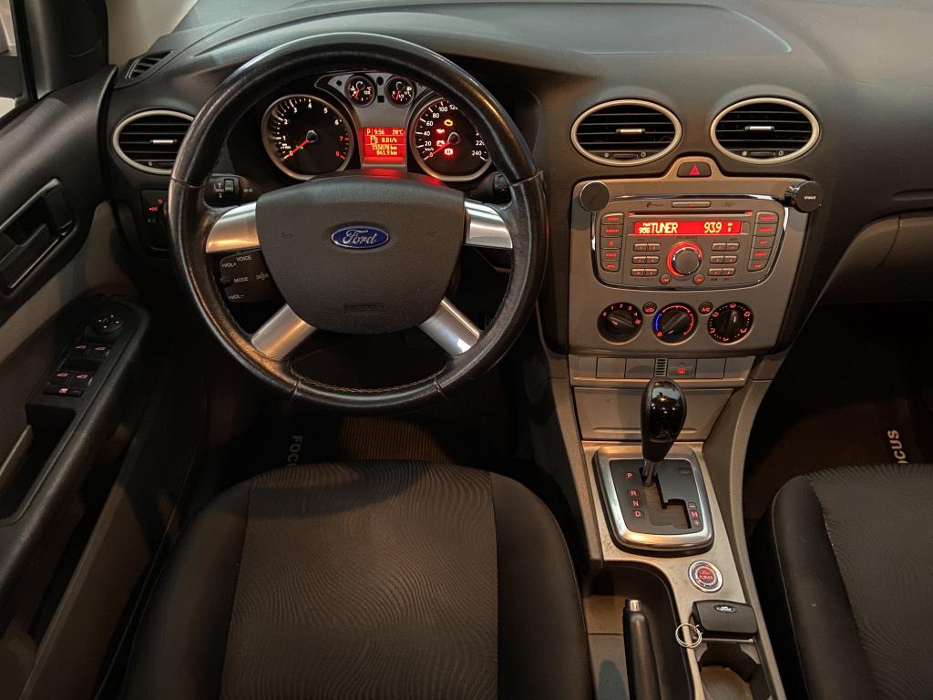 FORD Focus Hatch - Foto