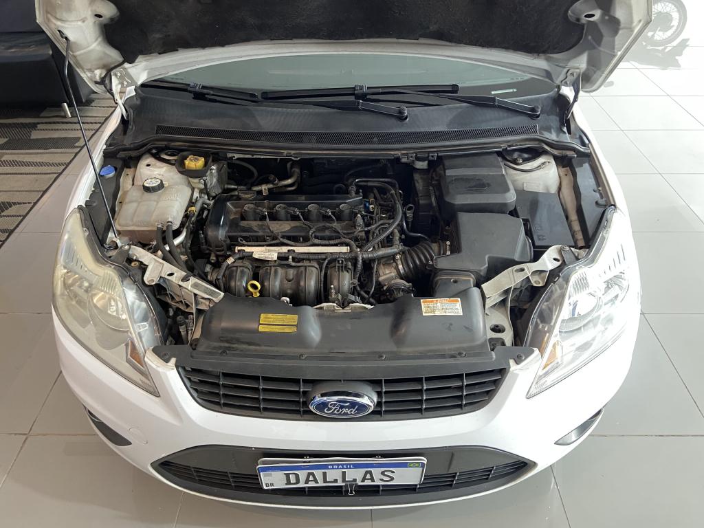 FORD Focus Hatch - Foto