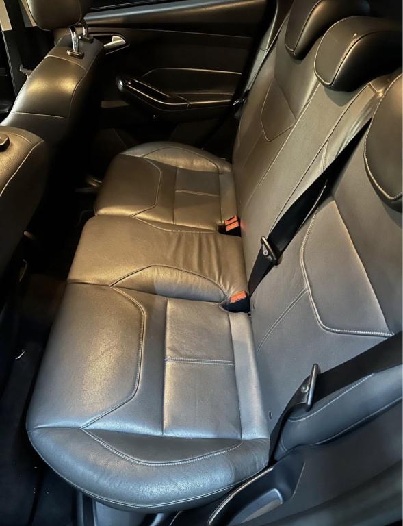 FORD Focus Hatch - Foto