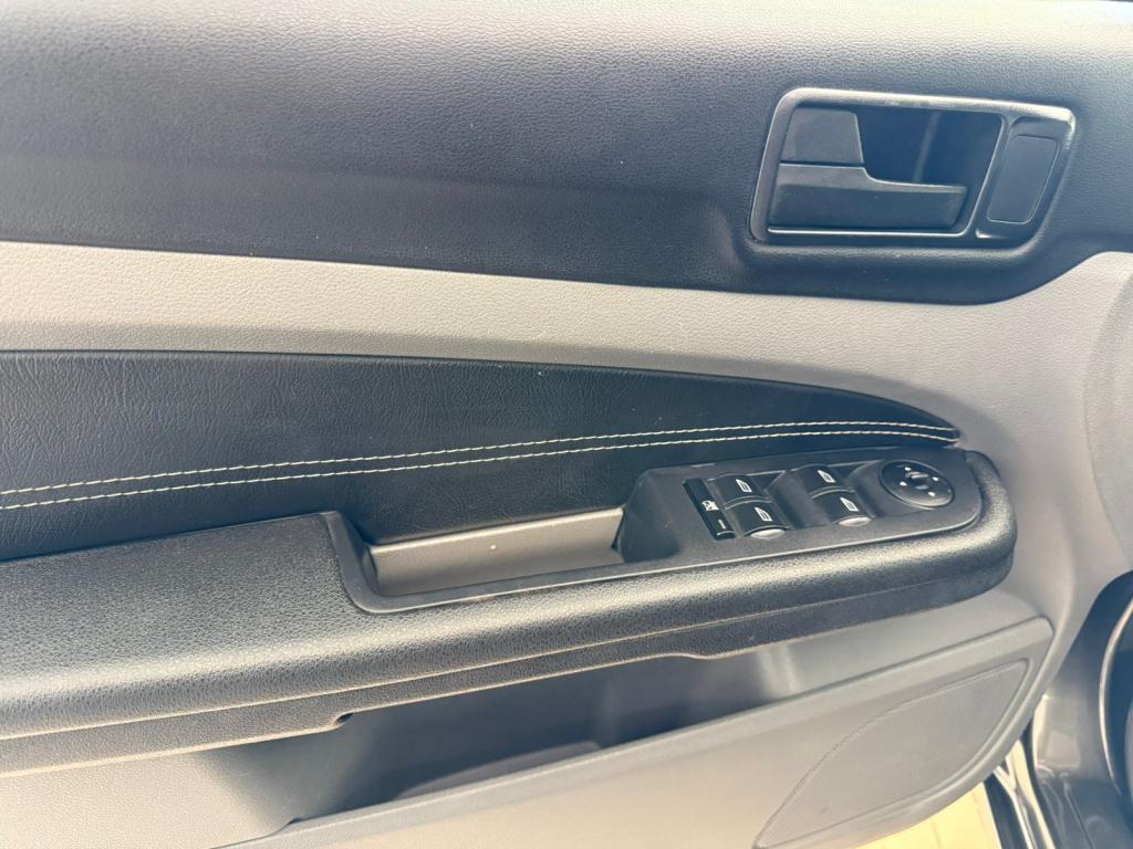 FORD Focus Hatch - Foto