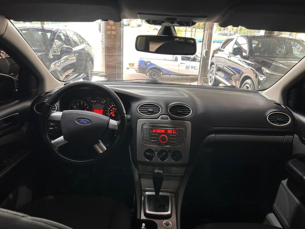 FORD Focus Hatch - Foto