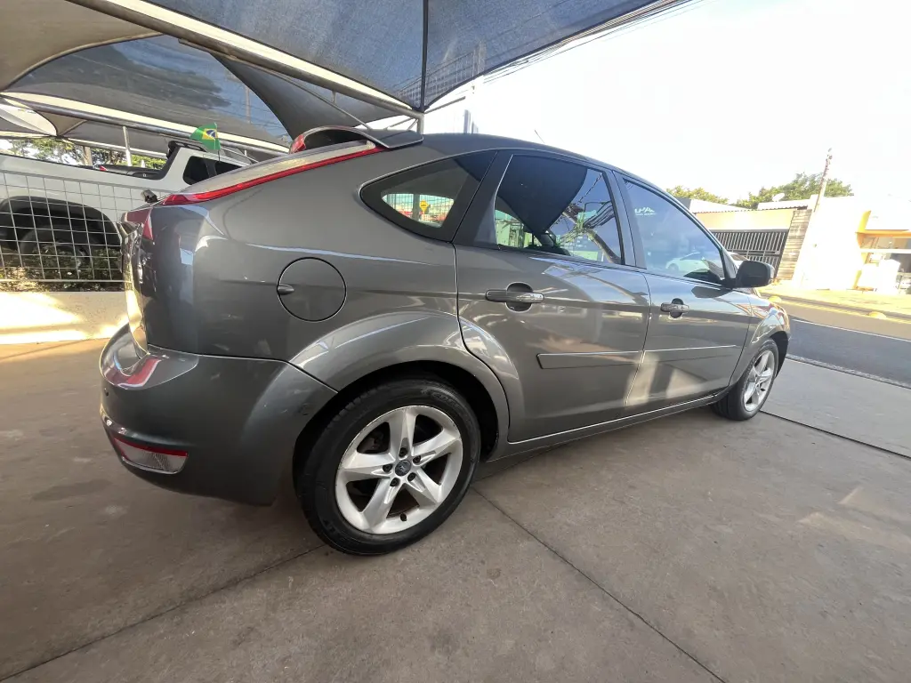 FORD Focus Hatch