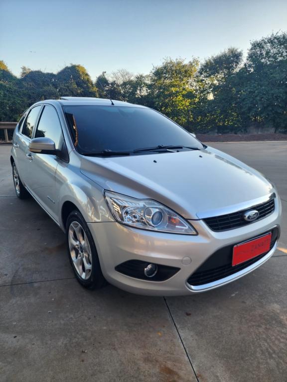 FORD Focus Hatch - Foto