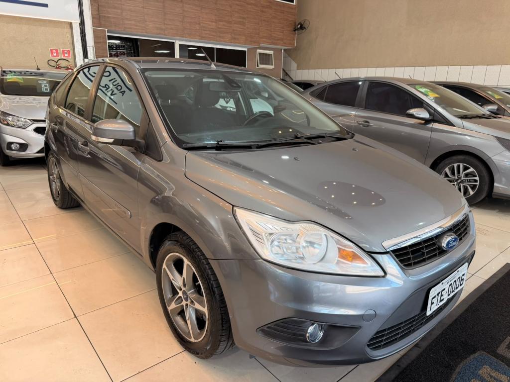 FORD Focus Hatch