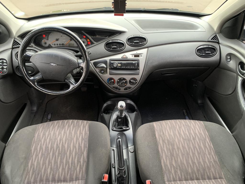 FORD Focus Sedan - Foto