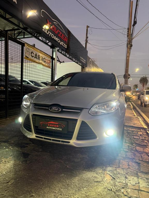 FORD Focus Sedan