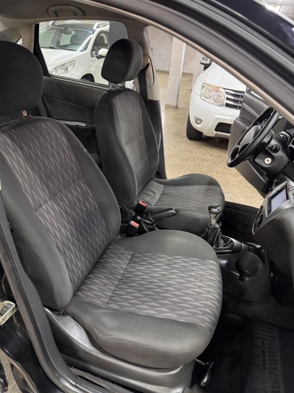 FORD Focus Sedan - Foto