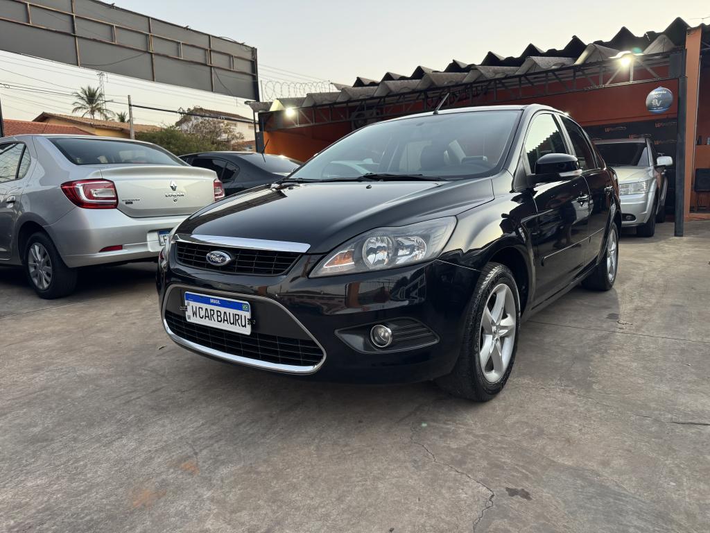 FORD Focus Sedan