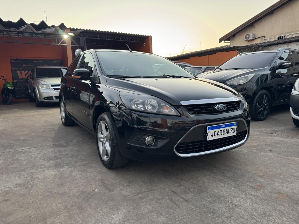 FORD Focus Sedan - Foto