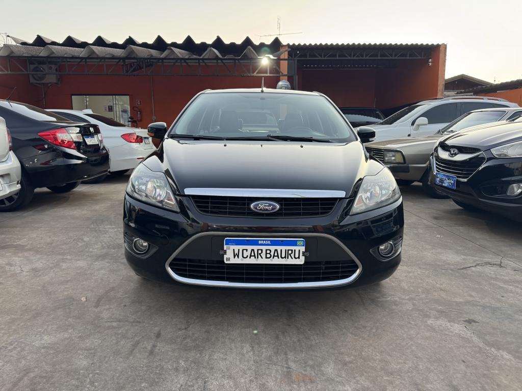FORD Focus Sedan - Foto