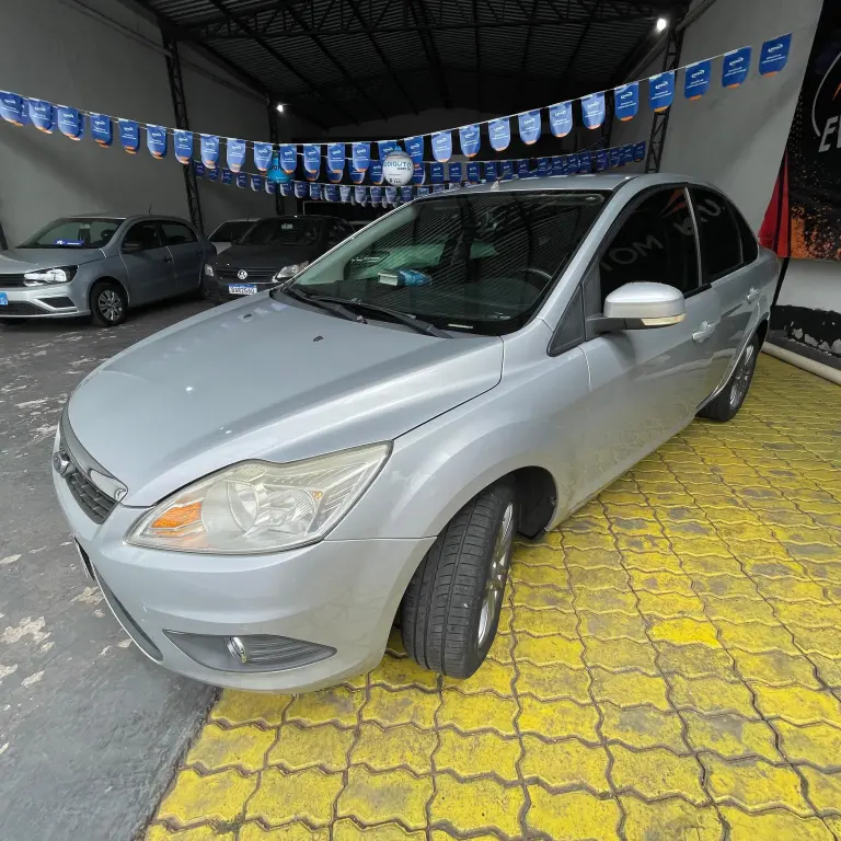 FORD Focus Sedan - Foto
