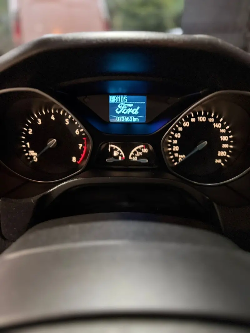 FORD Focus Sedan - Foto