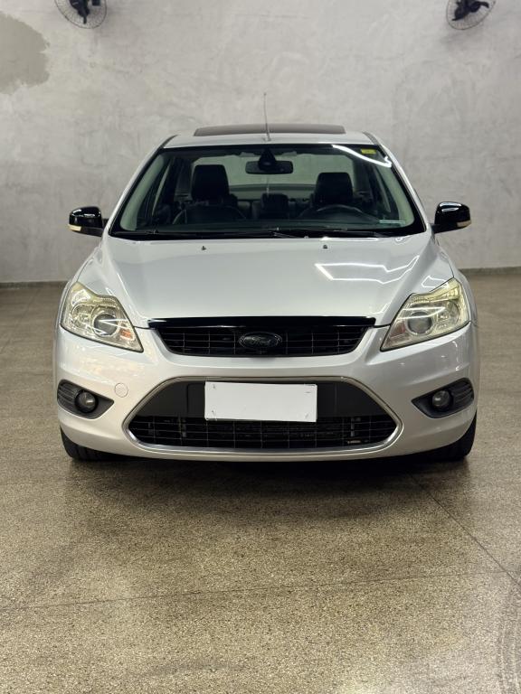 FORD Focus Sedan - Foto
