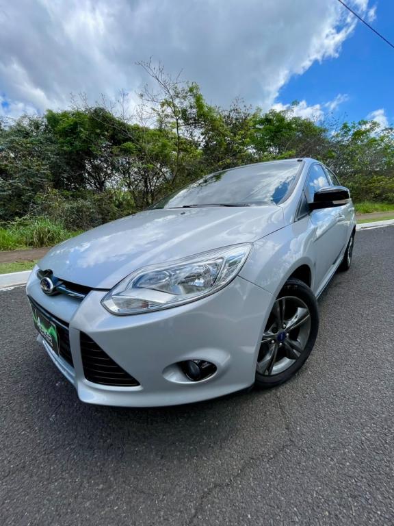 FORD Focus Sedan