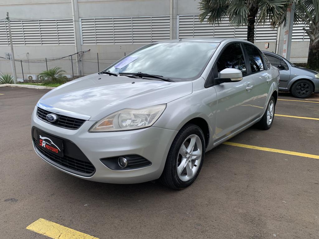 FORD Focus Sedan