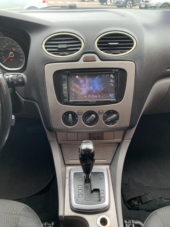 FORD Focus Sedan - Foto