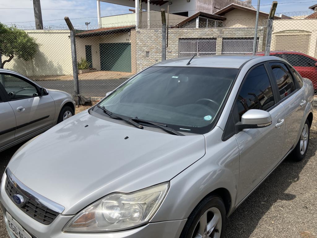 FORD Focus Sedan - Foto