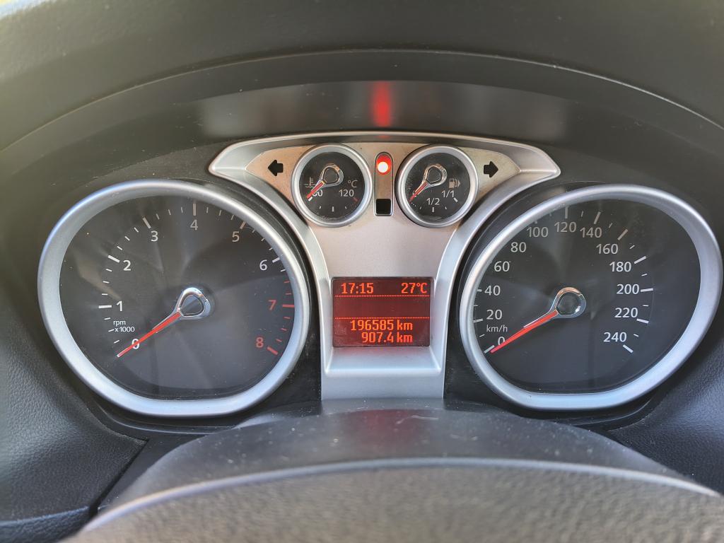 FORD Focus Sedan - Foto