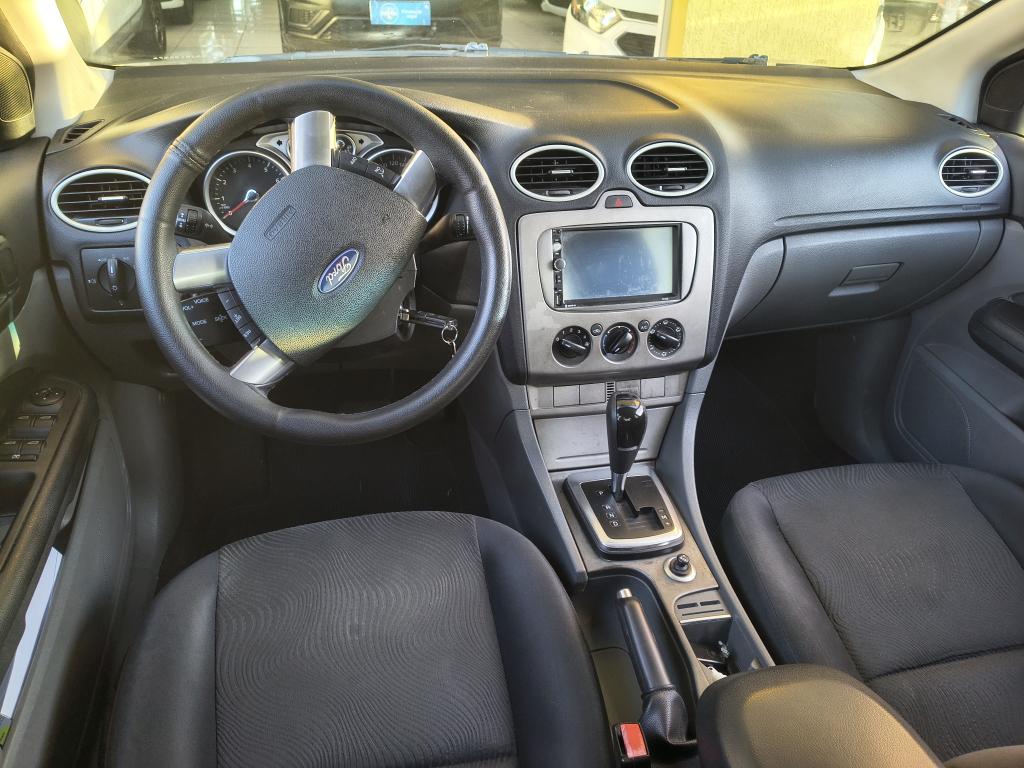 FORD Focus Sedan - Foto