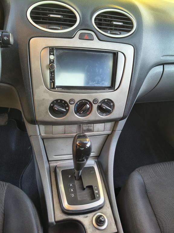 FORD Focus Sedan - Foto