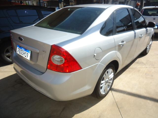 FORD Focus Sedan - Foto