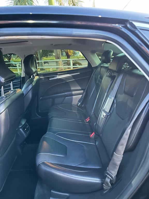 FORD Fusion - Foto