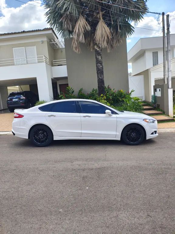 FORD Fusion - Foto