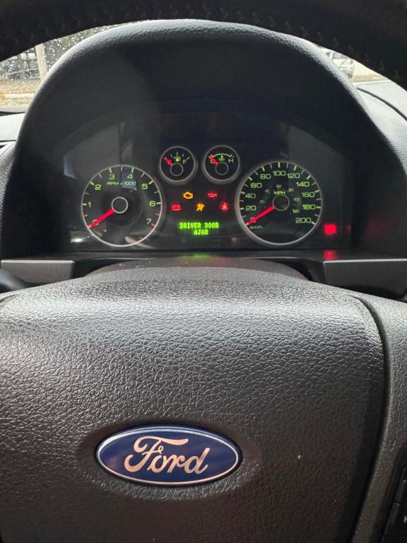 FORD Fusion - Foto