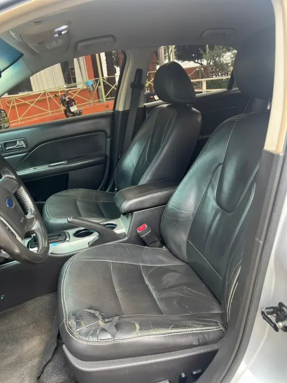 FORD Fusion - Foto