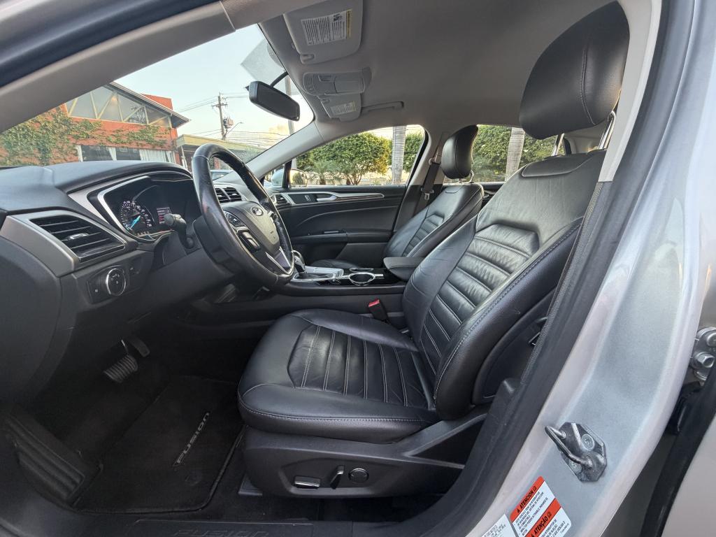 FORD Fusion - Foto