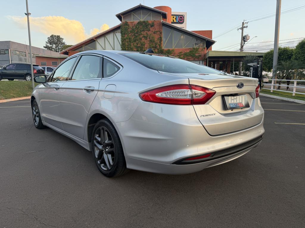 FORD Fusion - Foto