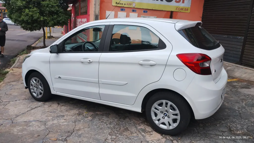 FORD Ka Hatch - Foto