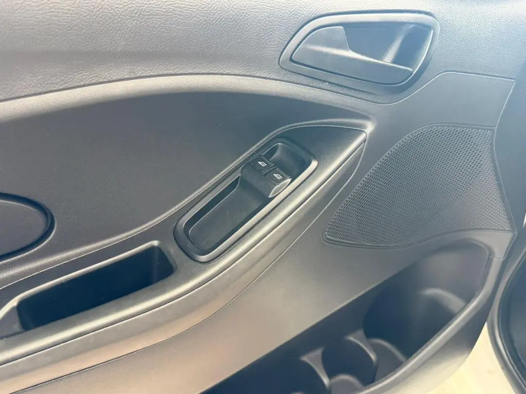 FORD Ka Hatch - Foto