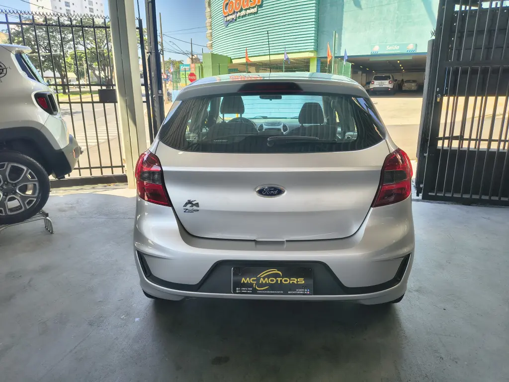 FORD Ka Hatch - Foto