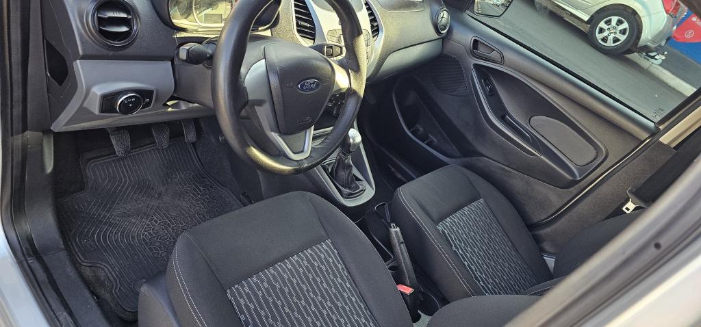 FORD Ka Hatch - Foto