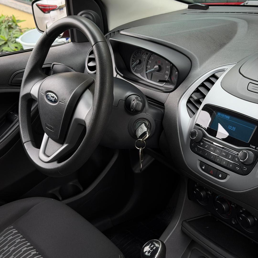 FORD Ka Hatch - Foto