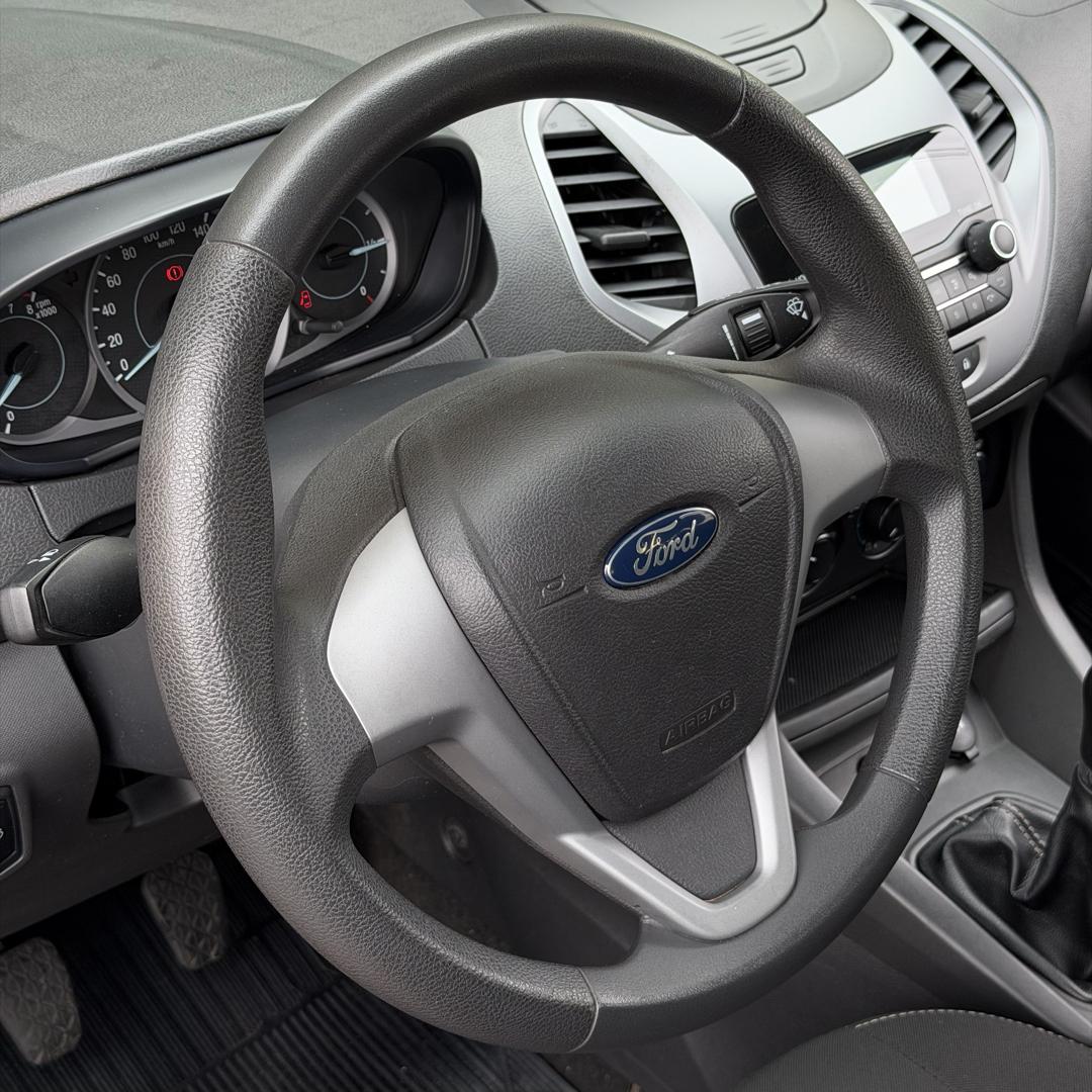 FORD Ka Hatch - Foto