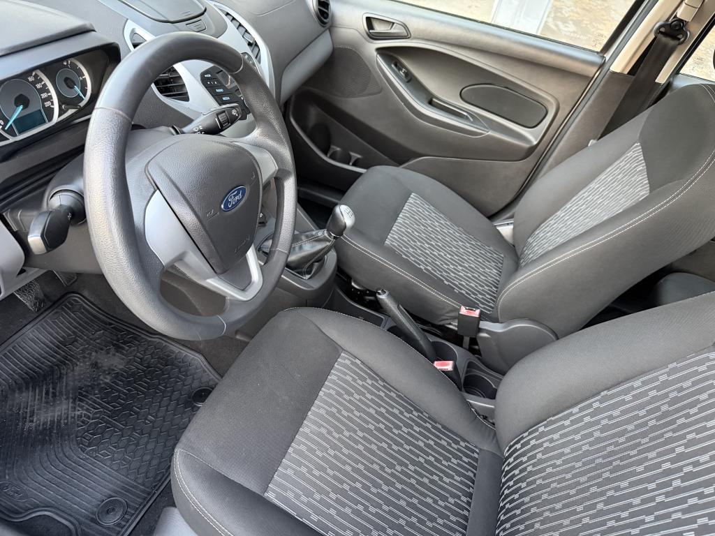 FORD Ka Hatch - Foto