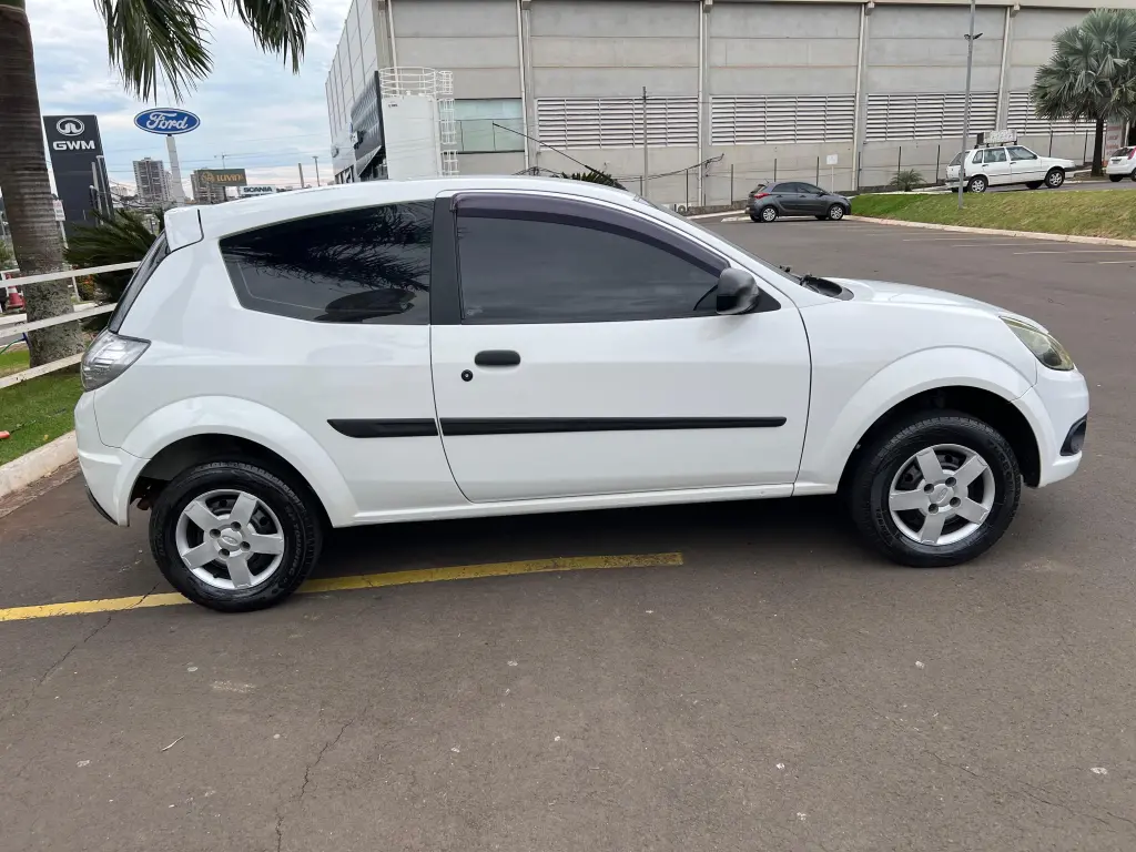 FORD Ka Hatch - Foto