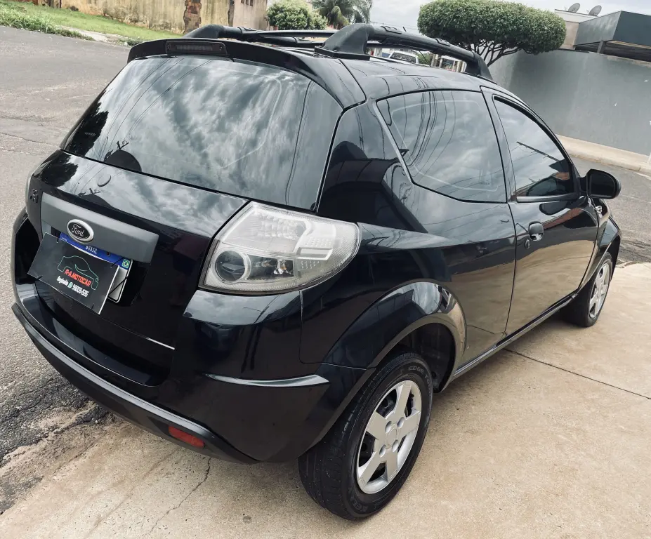 FORD Ka Hatch - Foto